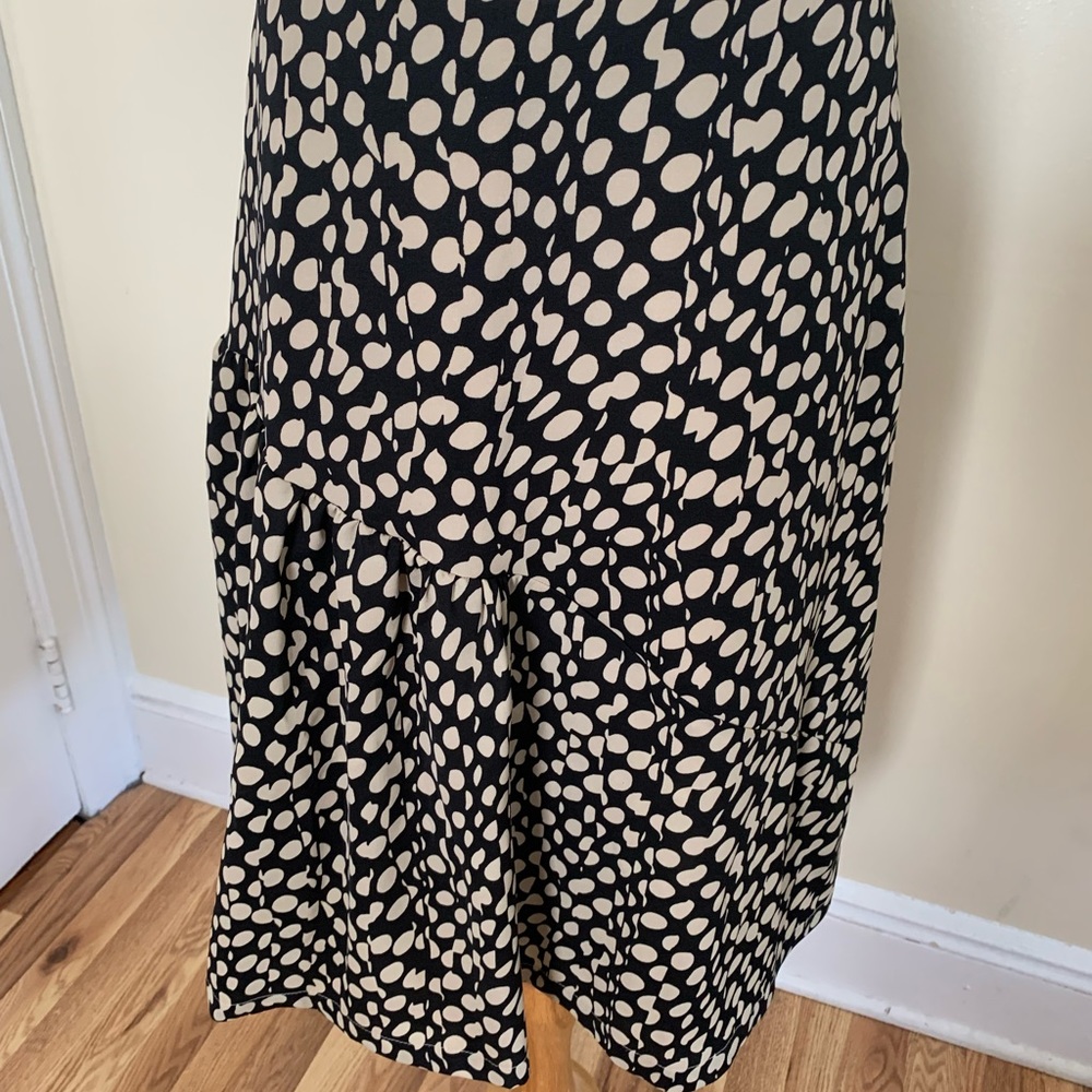 Noni Ruffle Short Skirt - Picture 2 of 3